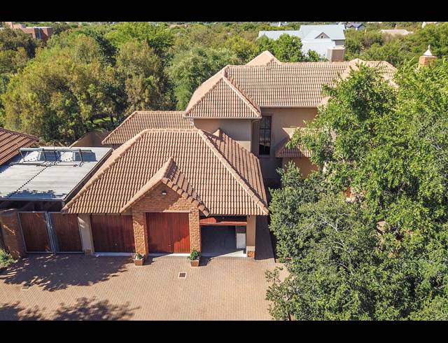 4 BEDROOM HOUSE SOLD IN LEEUWFONTEIN ESTATE